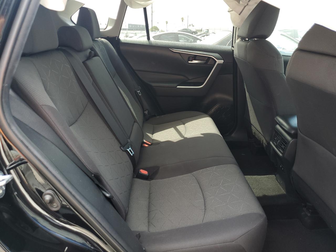 2021 Toyota Rav4 Xle VIN: 2T3W1RFV3MC095770 Lot: 81143885