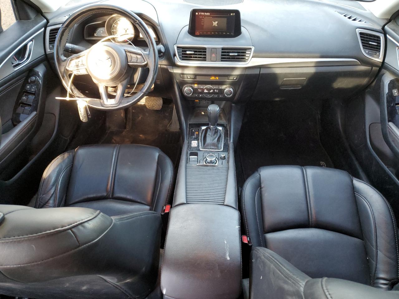 2018 Mazda 3 Touring VIN: 3MZBN1V39JM250027 Lot: 84386825