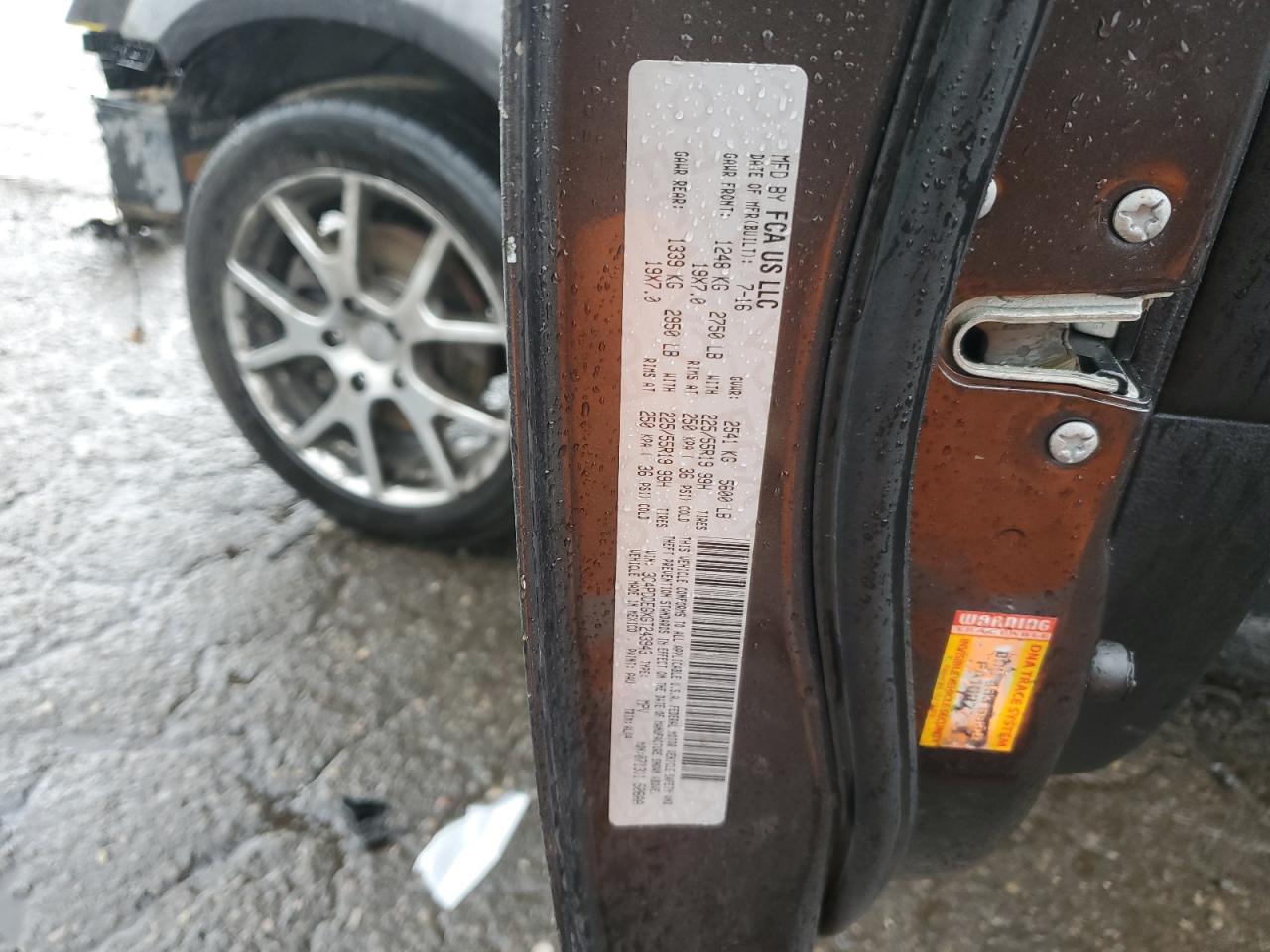 2016 Dodge Journey R/T VIN: 3C4PDDEGXGT243943 Lot: 81685275