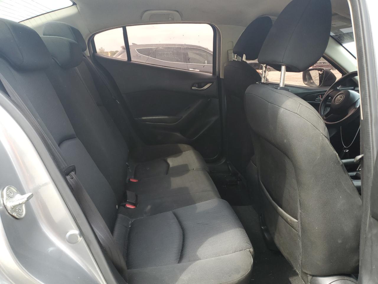 2015 Mazda 3 Sv VIN: JM1BM1T75F1256052 Lot: 81753235