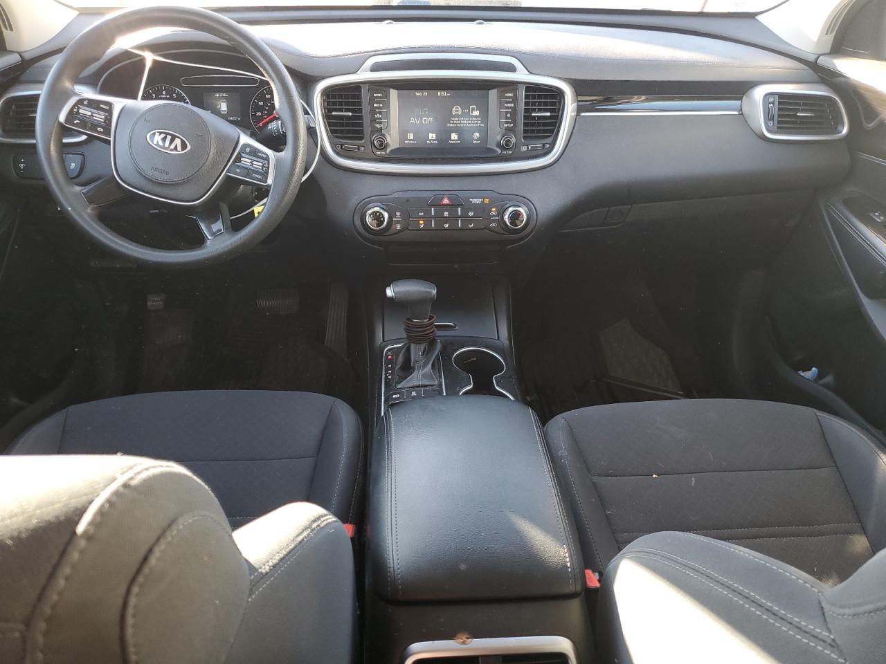 2020 Kia Sorento S VIN: 5XYPGDA59LG613003 Lot: 82104095