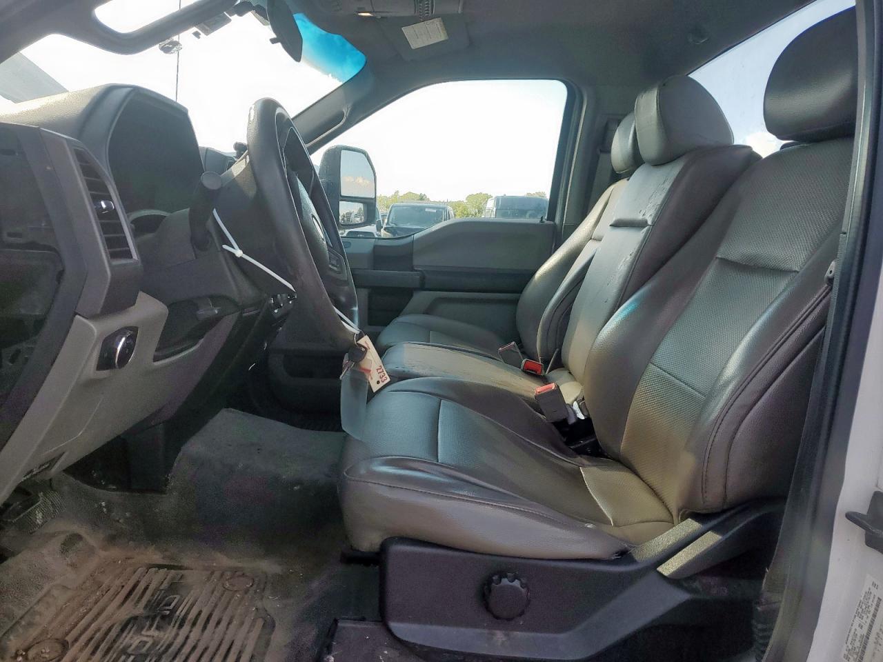 2018 Ford F550 Super Duty VIN: 1FDUF5GY9JEB43005 Lot: 70427555