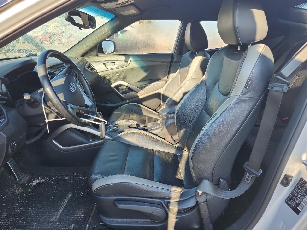 2016 Hyundai Veloster Turbo VIN: KMHTC6AE5GU271121 Lot: 81811655