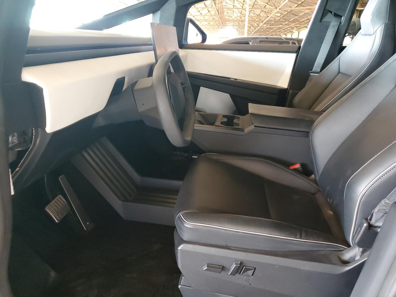 2024 Tesla Cybertruck VIN: 7G2CEHED4RA016087 Lot: 81776175