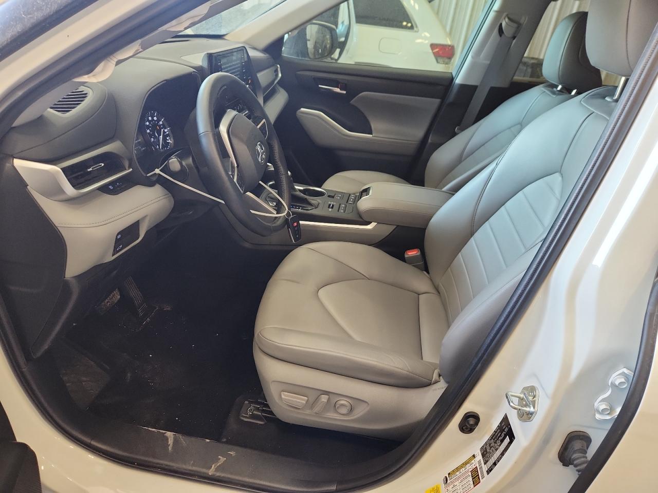 2022 Toyota Highlander Xle VIN: 5TDHZRBH1NS589984 Lot: 80561255