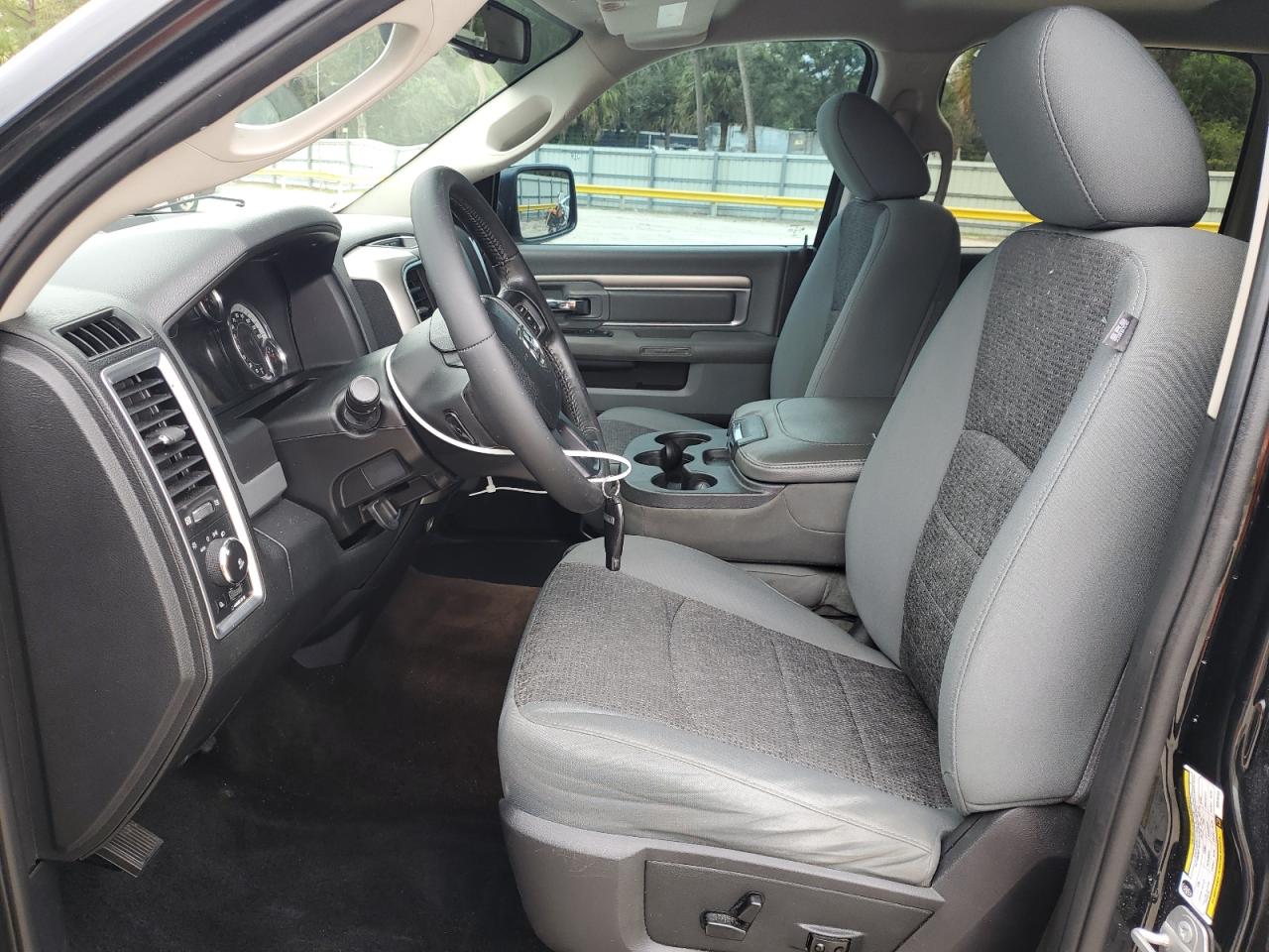 2016 Ram 1500 Slt VIN: 3C6RR6LT7GG318152 Lot: 81075895