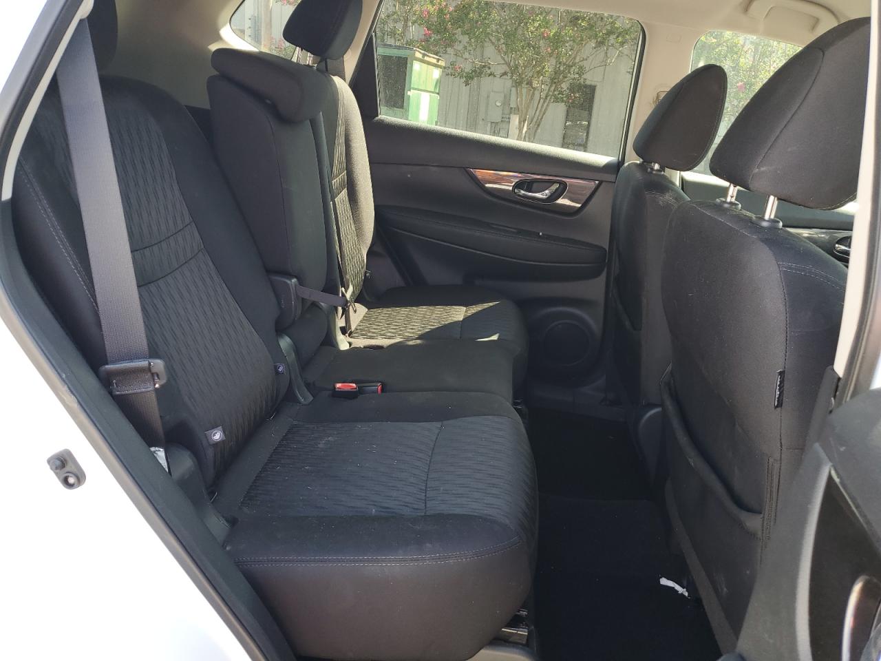 2019 Nissan Rogue S VIN: 5N1AT2MT5KC769280 Lot: 83878695