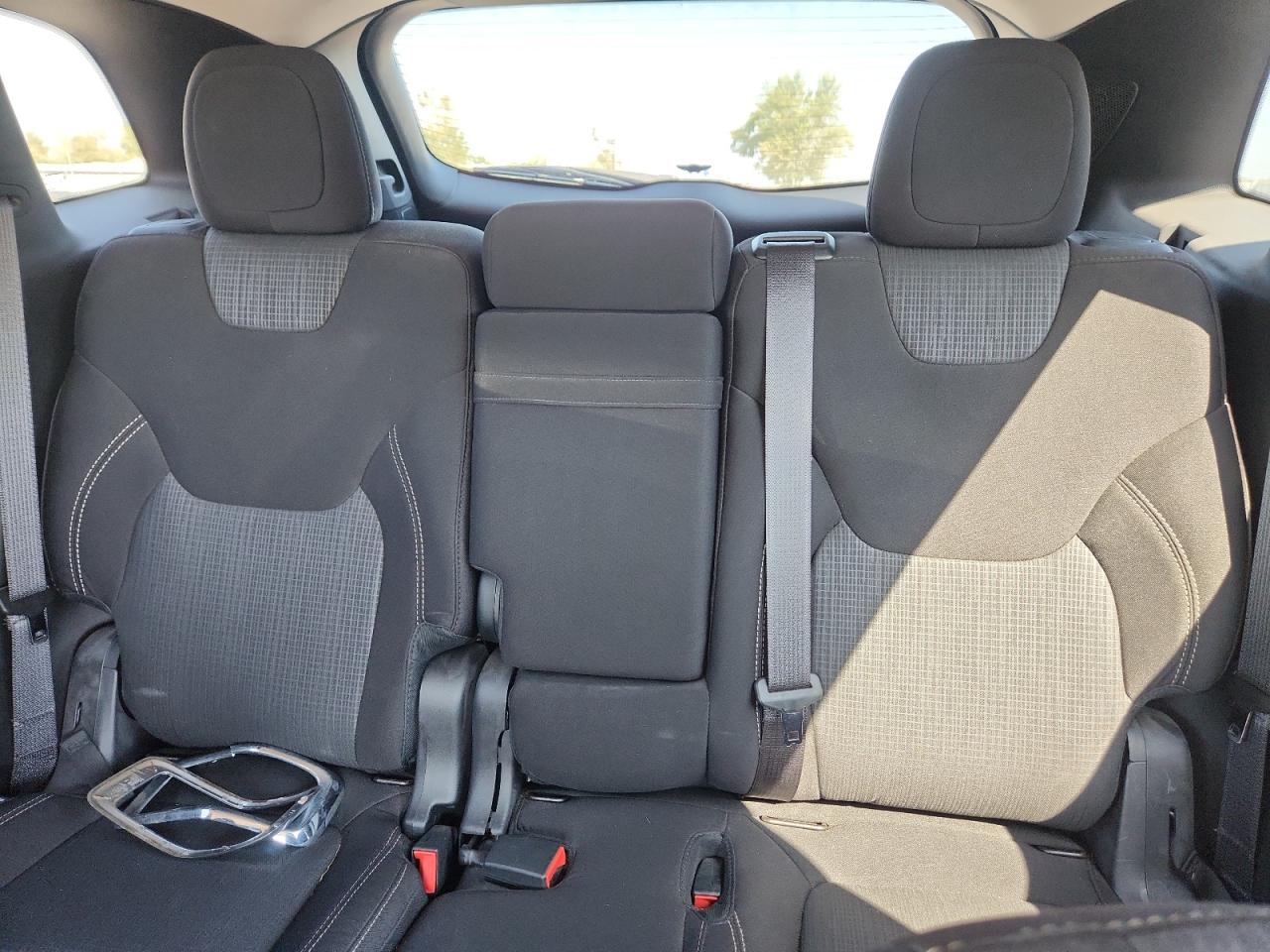 2015 Jeep Cherokee Latitude VIN: 1C4PJLCS1FW620890 Lot: 80917815