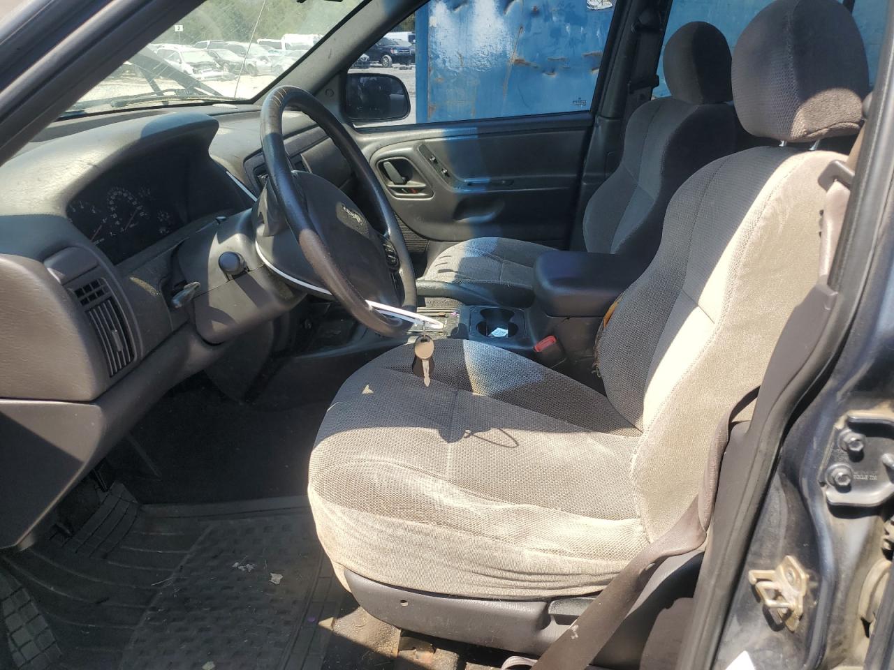 2001 Jeep Grand Cherokee Laredo VIN: 1J4GW48S21C693190 Lot: 80888225