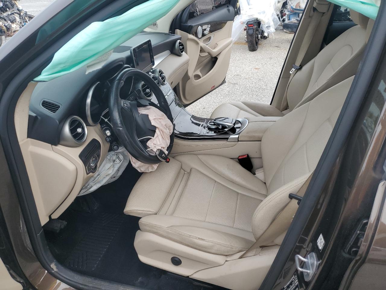 2016 Mercedes-Benz Glc 300 VIN: WDC0G4JB8GF097971 Lot: 81297065