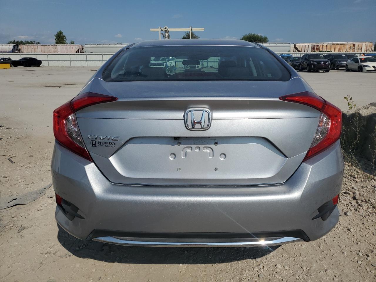 2019 Honda Civic Lx VIN: 19XFC2F65KE018559 Lot: 71550855