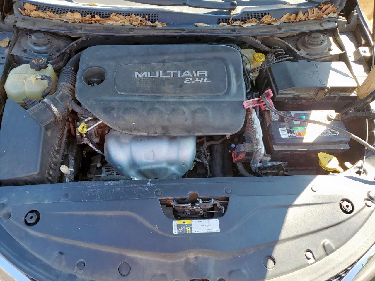 2015 Chrysler 200 Limited VIN: 1C3CCCAB1FN640269 Lot: 83946845