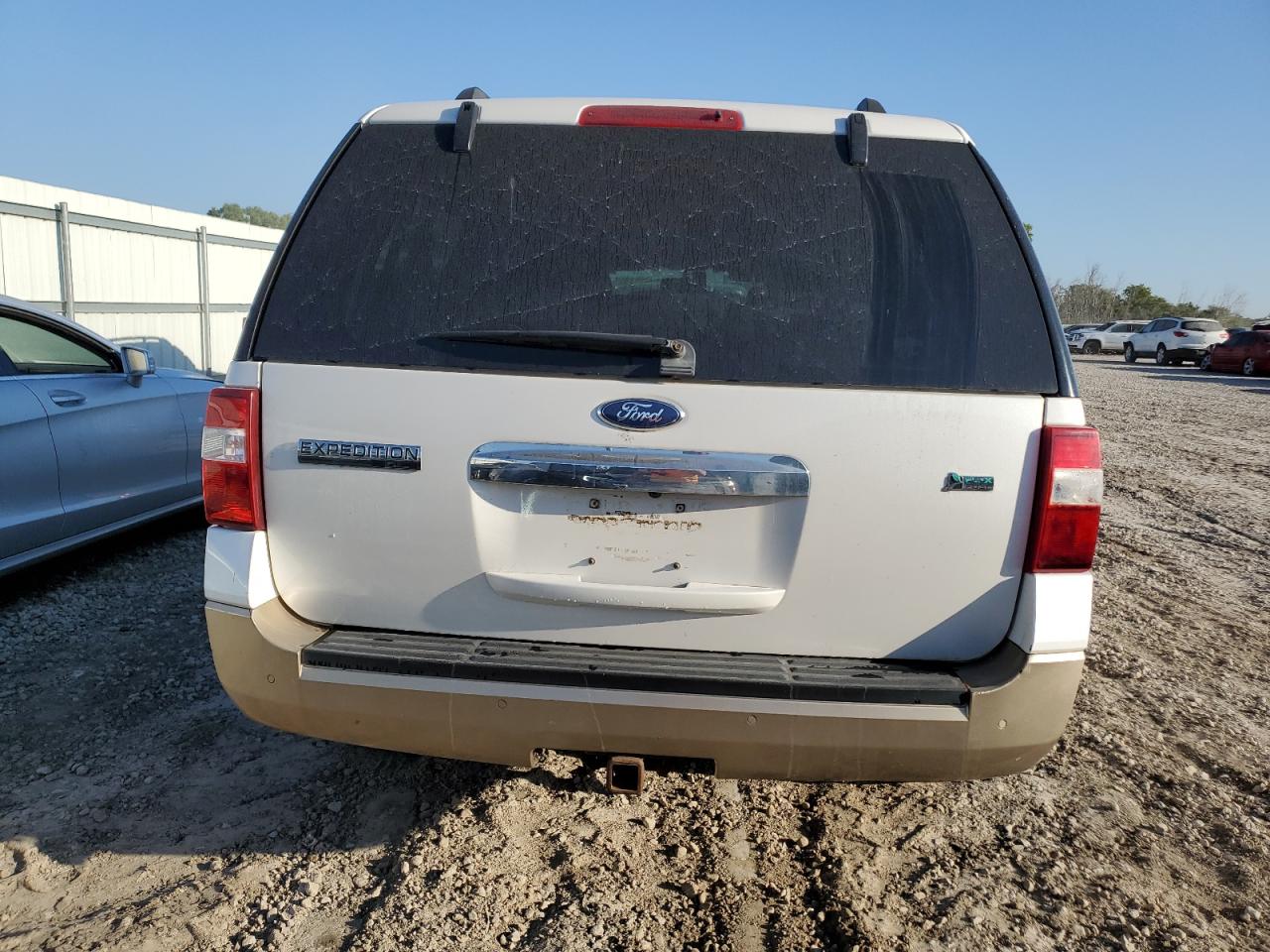 2011 Ford Expedition El Xlt VIN: 1FMJK1J51BEF43521 Lot: 81866995