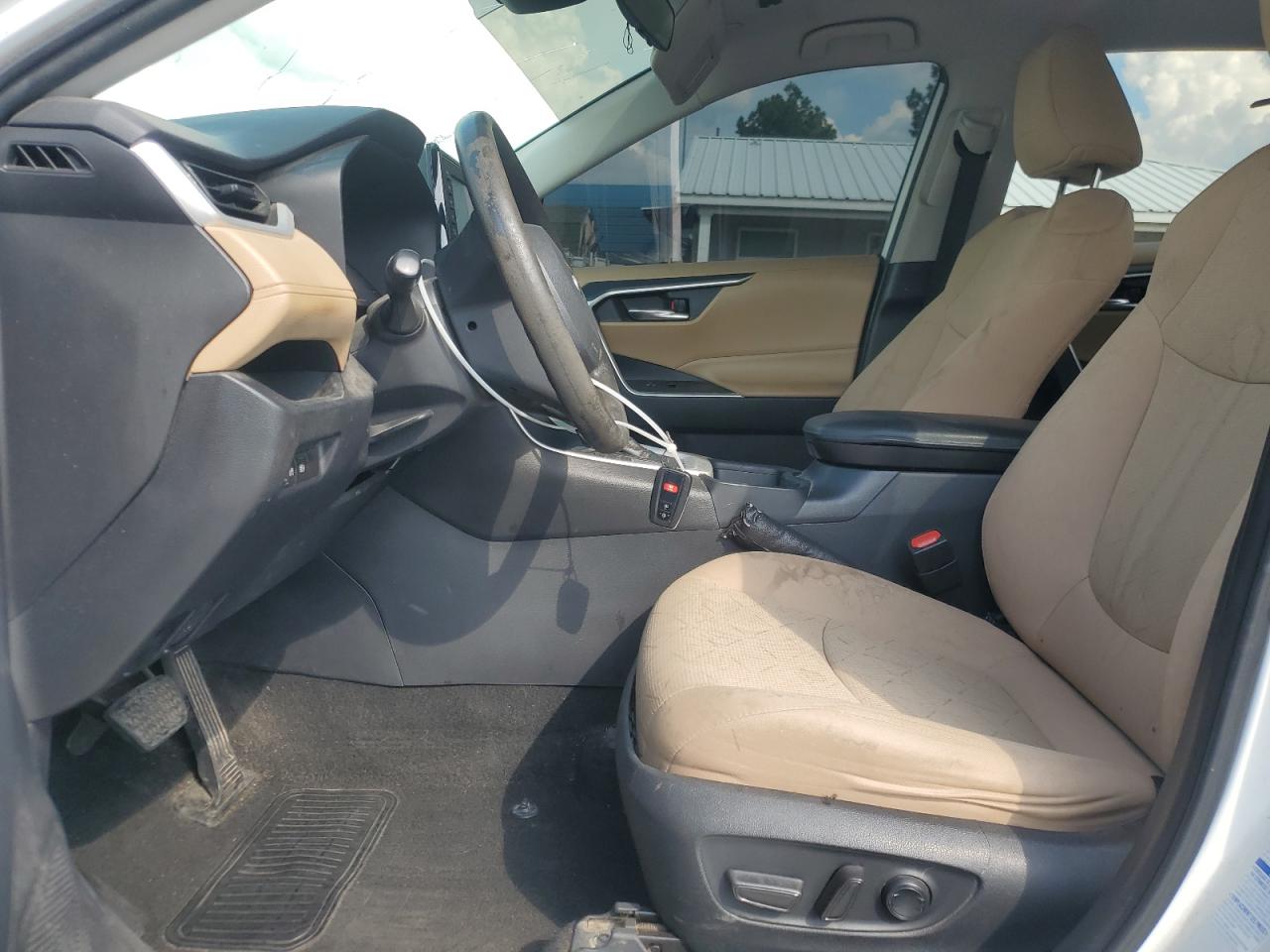 2021 Toyota Rav4 Xle VIN: 2T3P1RFV8MW157392 Lot: 81282345