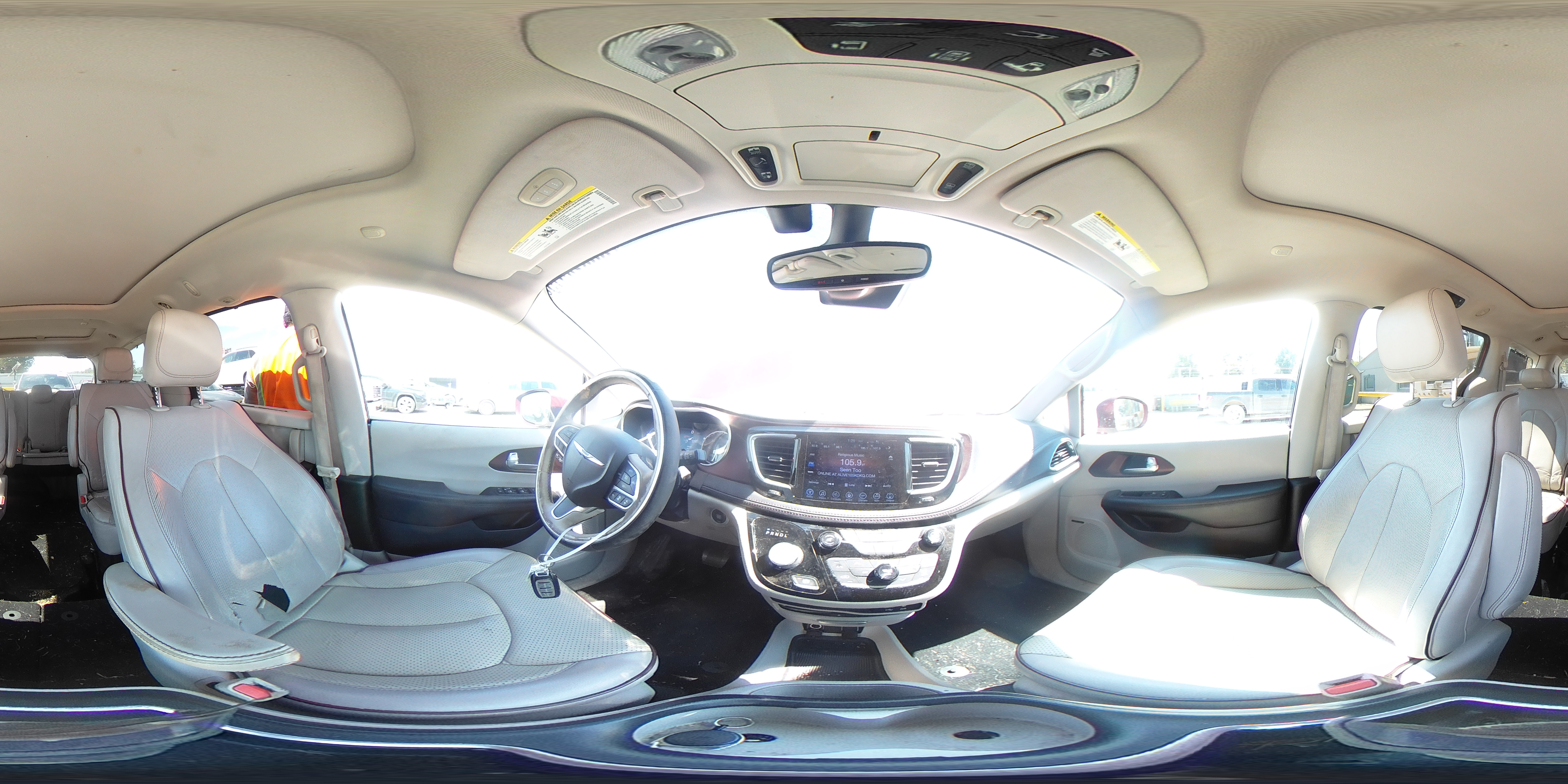 2017 Chrysler Pacifica Limited VIN: 2C4RC1GG8HR643270 Lot: 80824515