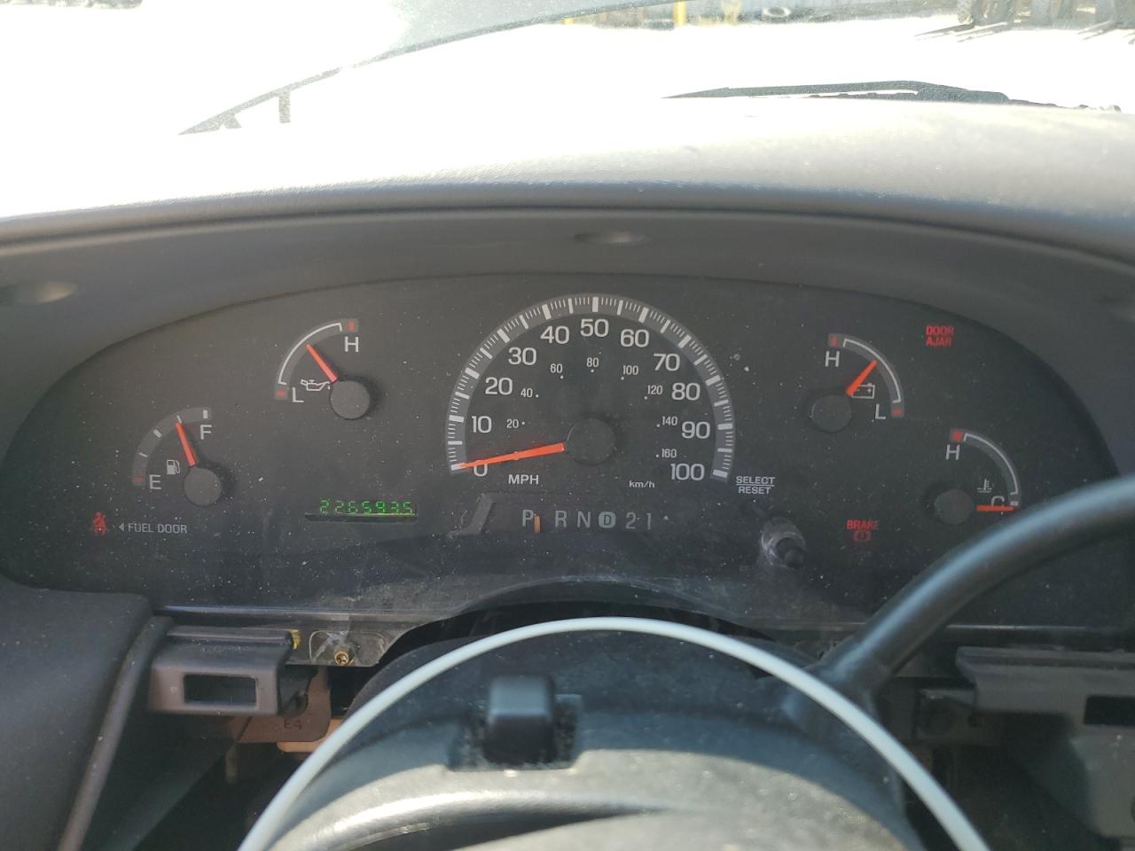 2004 Ford F-150 Heritage Classic VIN: 2FTRF17284CA59993 Lot: 84639995