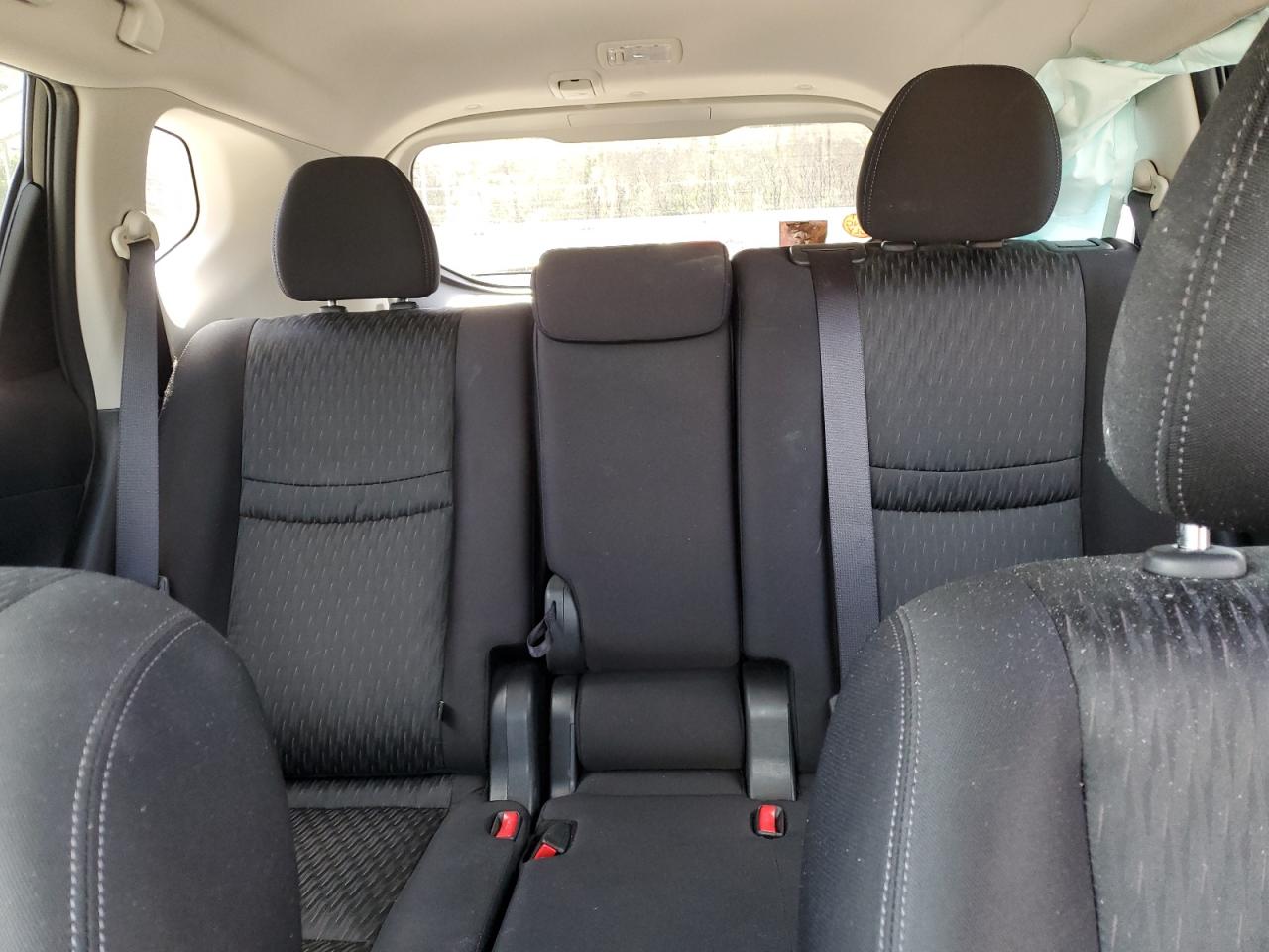 2018 Nissan Rogue S VIN: JN8AT2MTXJW488355 Lot: 81707115