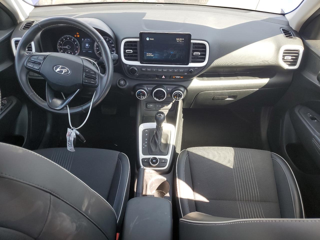 2022 Hyundai Venue Sel VIN: KMHRC8A35NU180920 Lot: 81700235