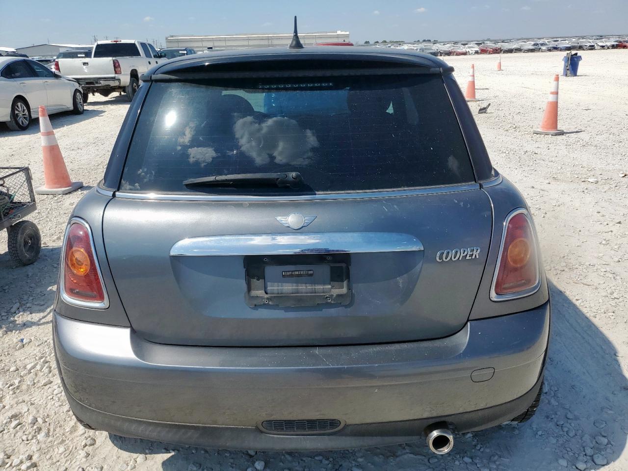 2010 Mini Cooper VIN: WMWMF3C53ATZ22963 Lot: 84056975