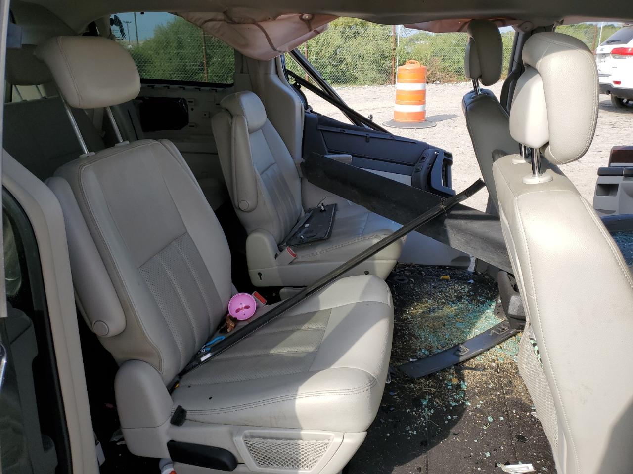 2010 Chrysler Town & Country Touring Plus VIN: 2A4RR8DX2AR374341 Lot: 71533245