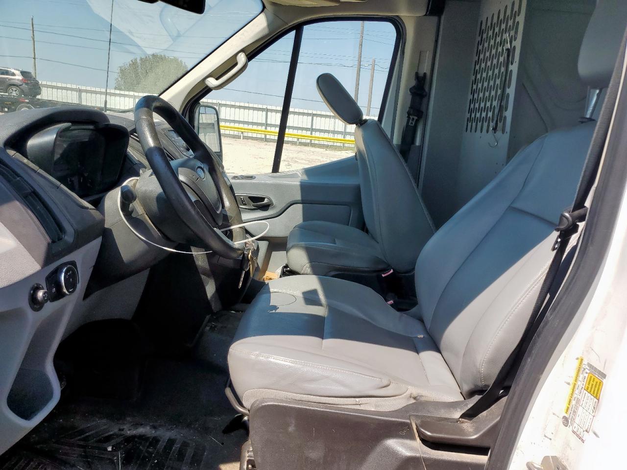 2016 Ford Transit T-250 VIN: 1FTYR2CM1GKB31813 Lot: 71491365