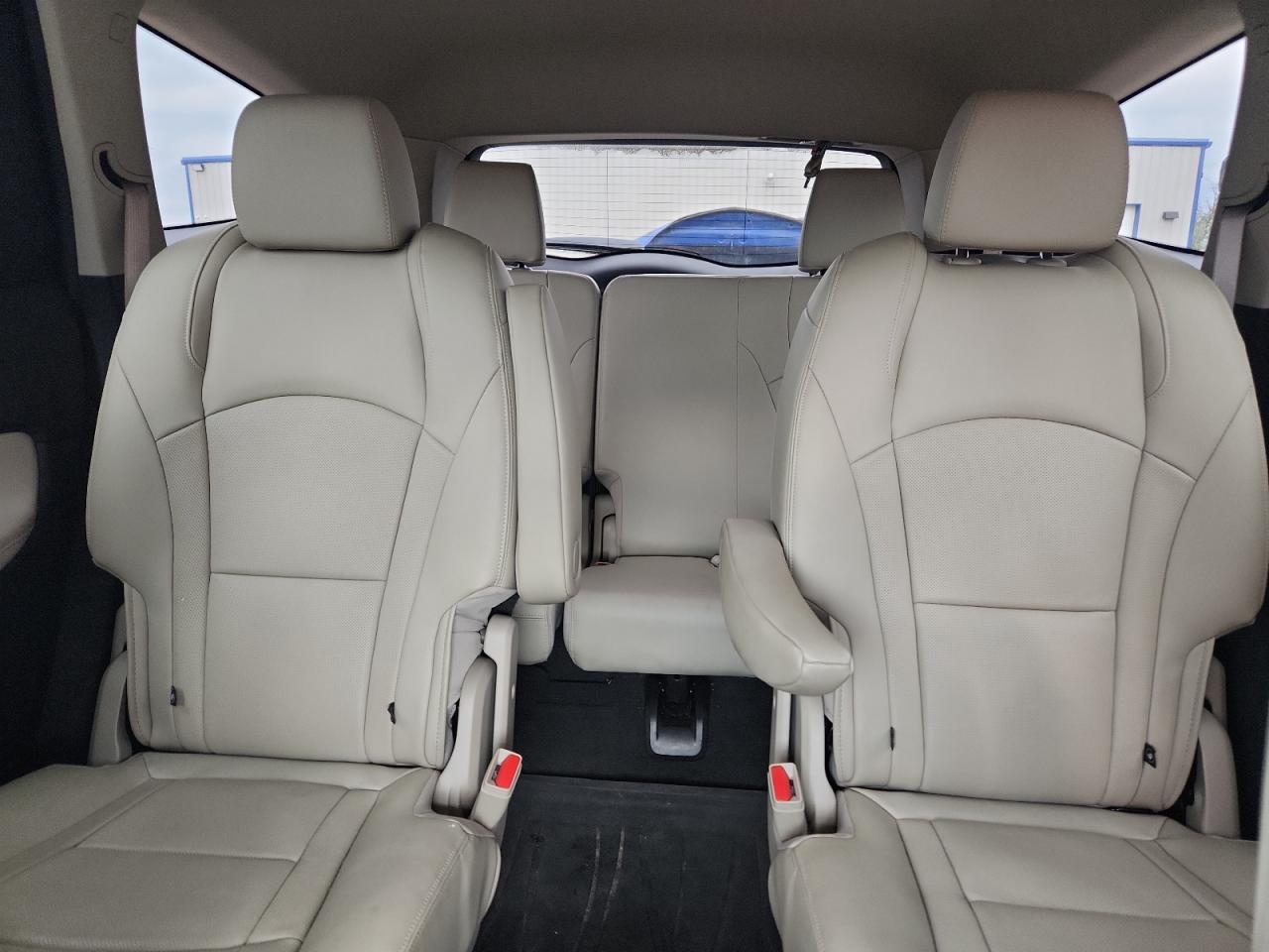 2021 Buick Enclave Essence VIN: 5GAEVAKW4MJ215400 Lot: 80064685