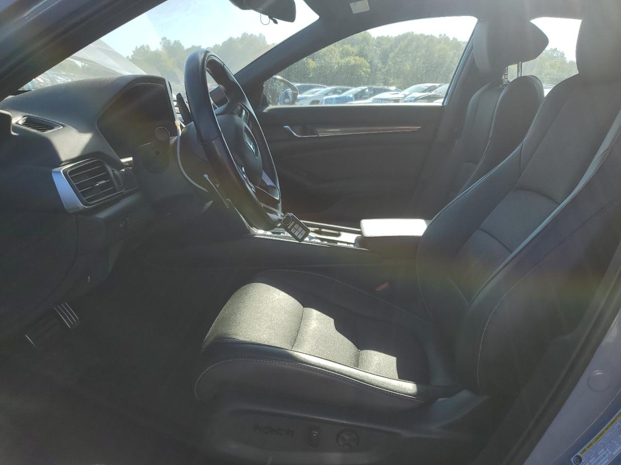 2022 Honda Accord Hybrid Sport VIN: 1HGCV3F21NA037604 Lot: 80612135