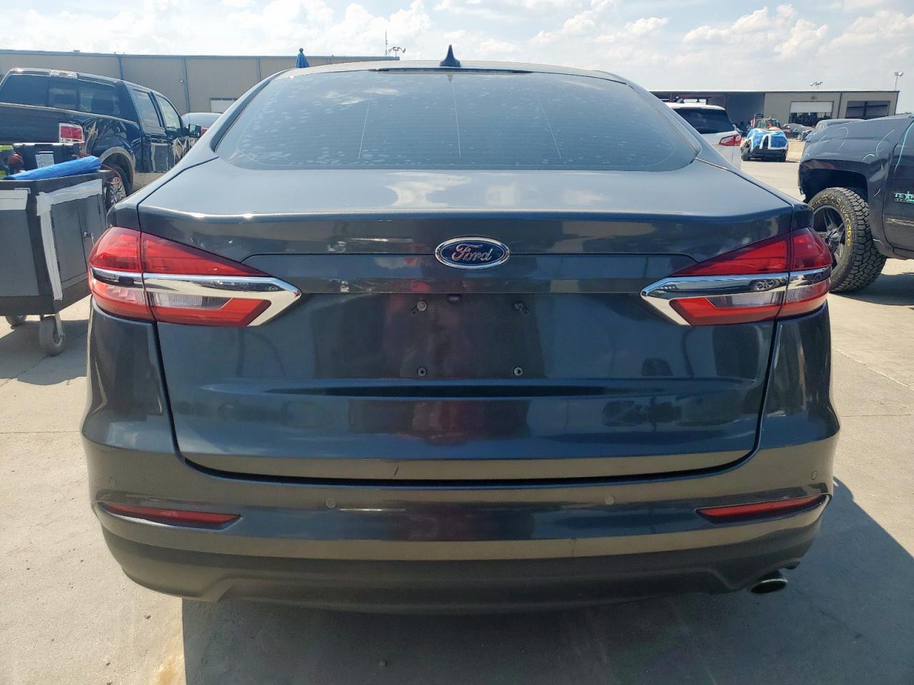 2020 Ford Fusion Se VIN: 3FA6P0HD4LR233113 Lot: 81262585