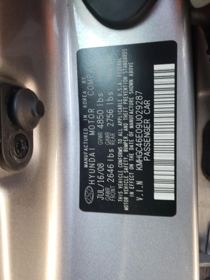 2009 Hyundai Genesis 3.8L VIN: KMHGC46E09U029287 Lot: 72063085