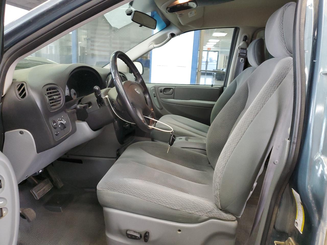 2005 Dodge Grand Caravan Sxt VIN: 2D4GP44L55R301353 Lot: 84602885