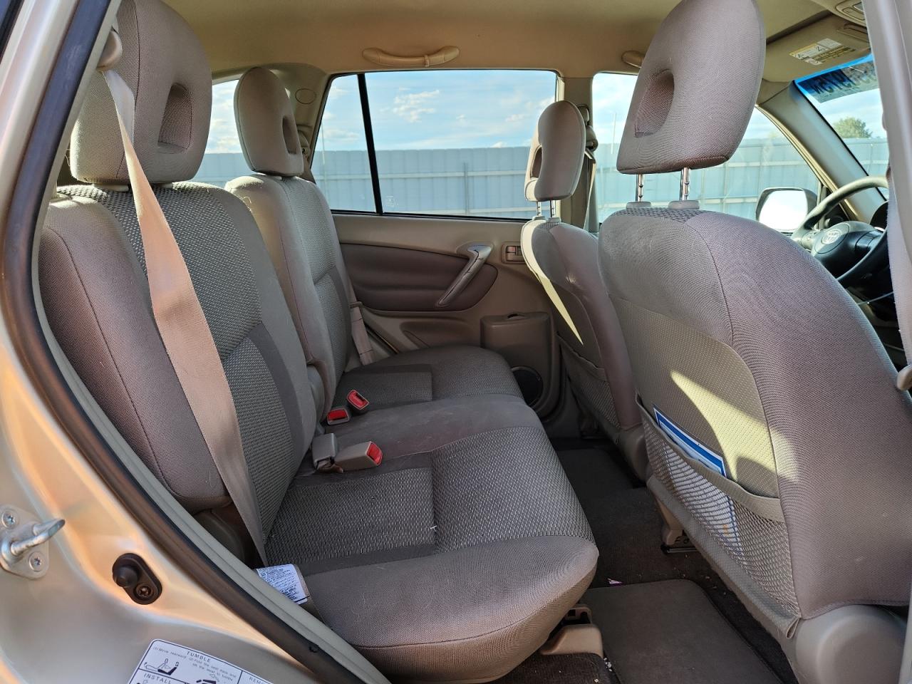 2004 Toyota Rav4 VIN: JTEGD20V740036733 Lot: 81698975