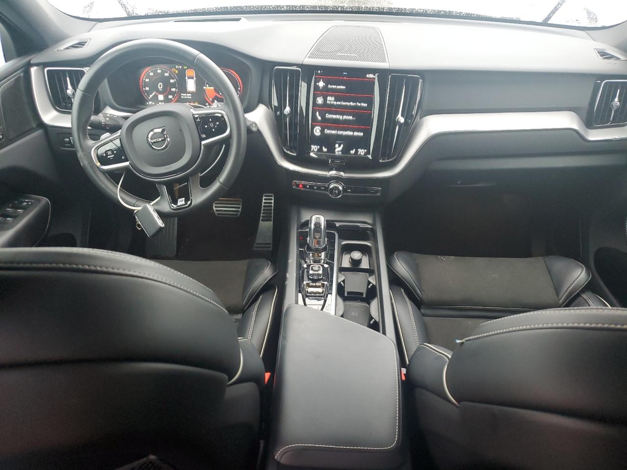 2019 Volvo Xc60 T8 R-Design VIN: LYVBR0DM9KB284519 Lot: 84634695