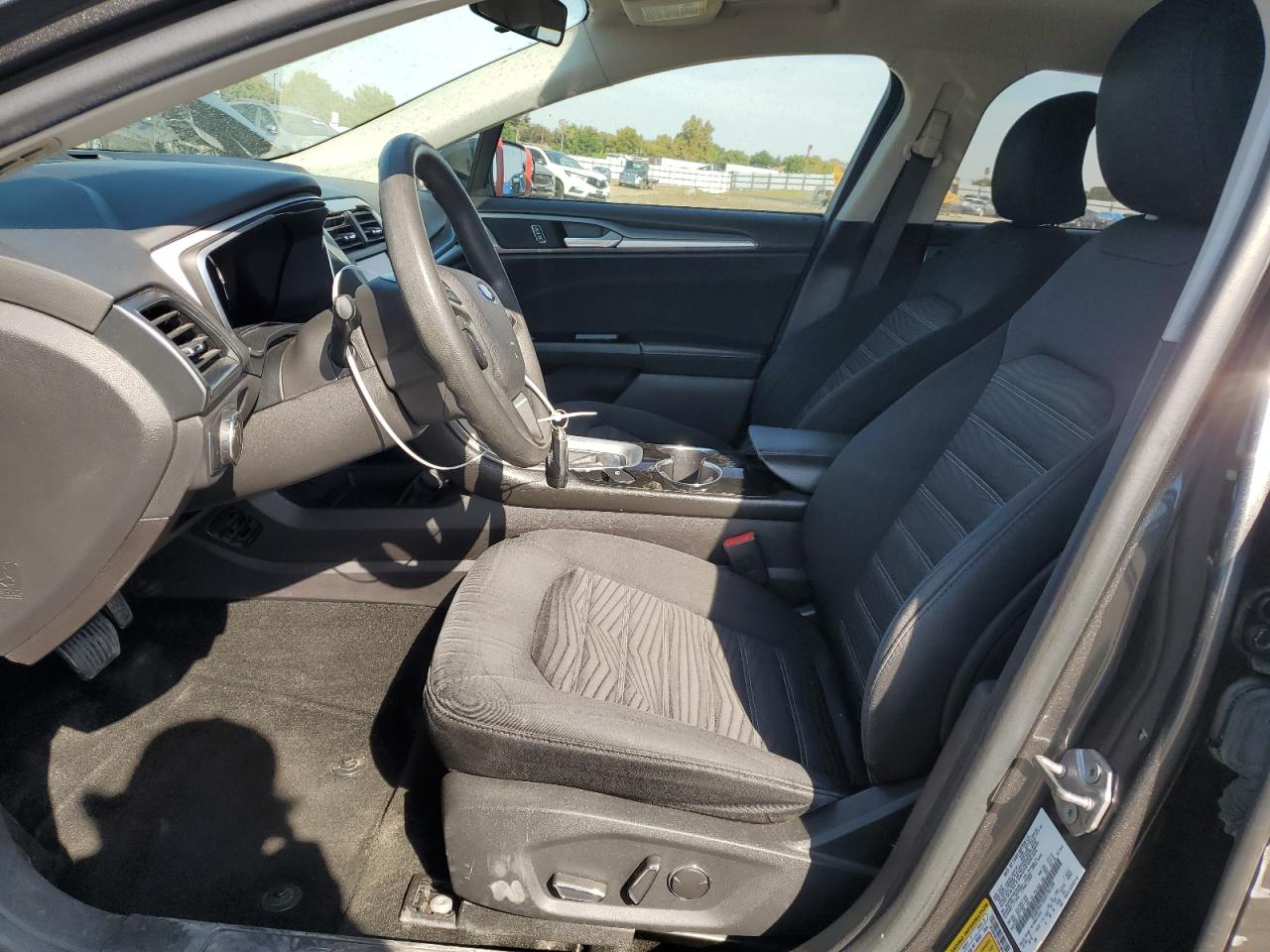 2016 Ford Fusion Se VIN: 3FA6P0H72GR196109 Lot: 71614935