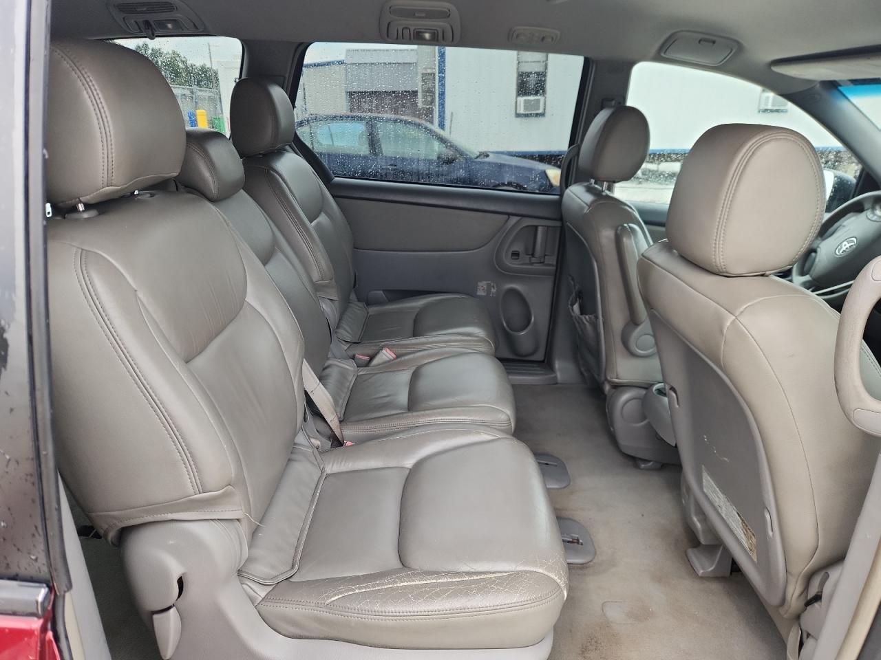 2004 Toyota Sienna Ce VIN: 5TDZA23C54S180522 Lot: 82142355