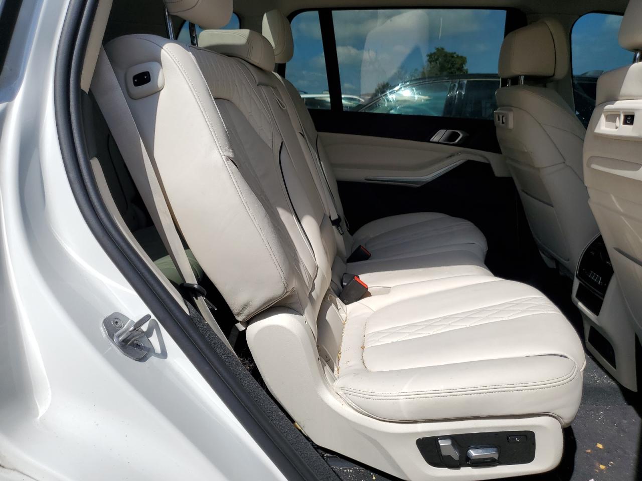 2020 BMW X7 xDrive40I VIN: 5UXCW2C08L9C82182 Lot: 80831235