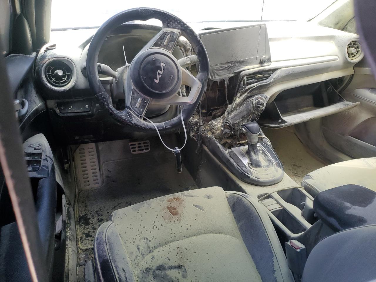 2022 Kia Forte Gt Line VIN: 3KPF54AD9NE497939 Lot: 81505505