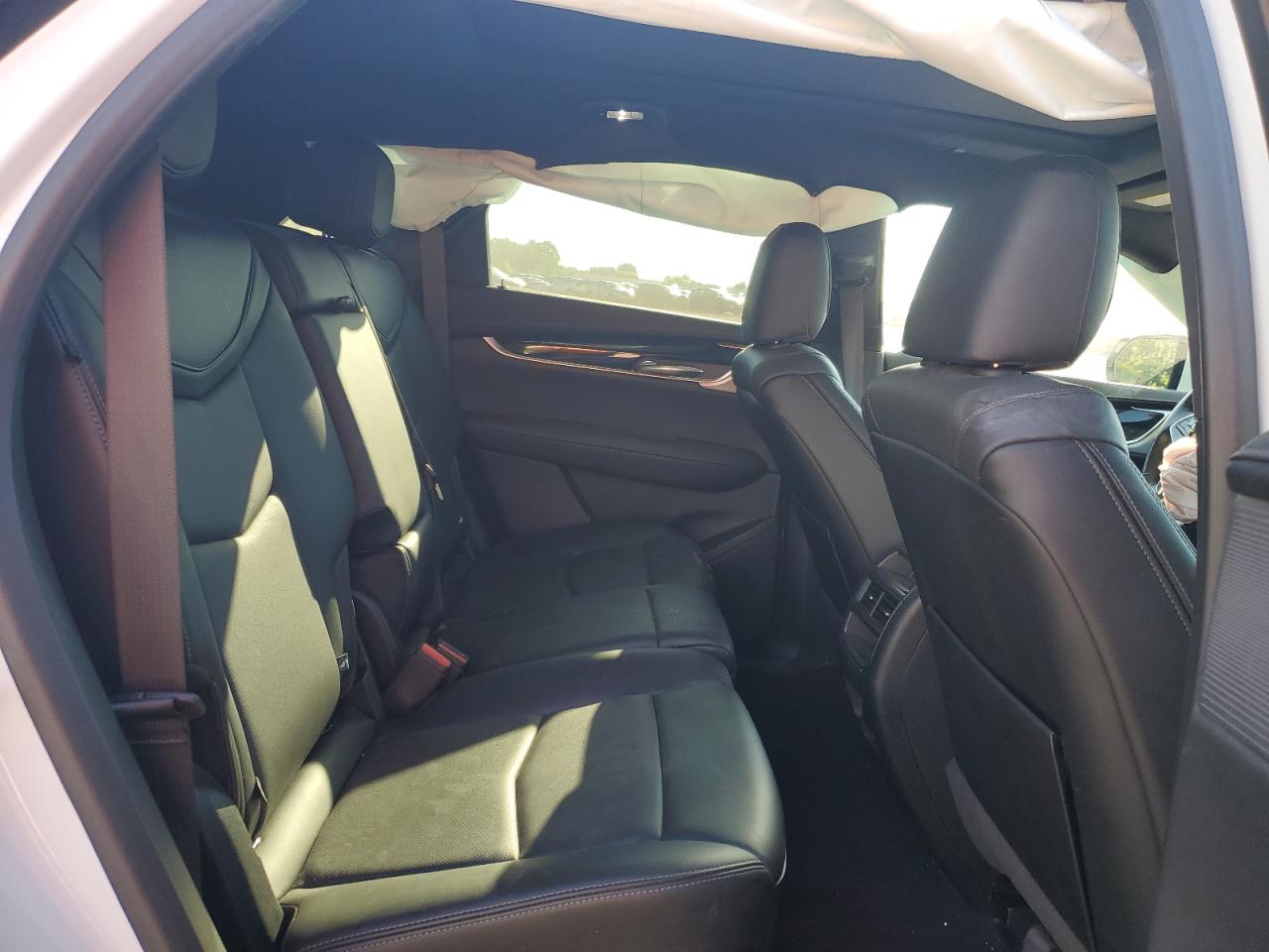 2024 Cadillac Xt5 Premium Luxury VIN: 1GYKNDRS4RZ723987 Lot: 70861505