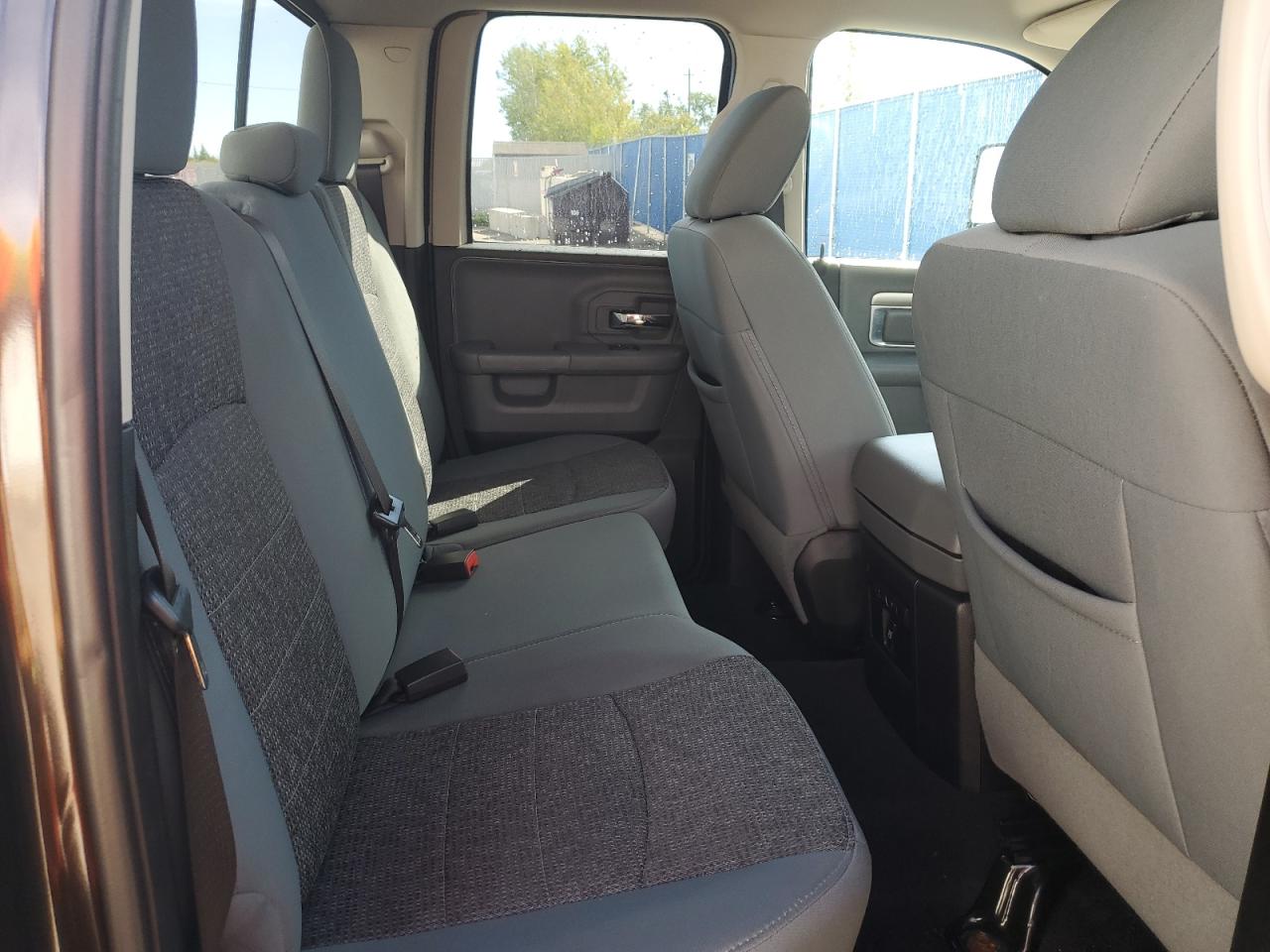 2017 Ram 1500 Slt VIN: 1C6RR7GT7HS687992 Lot: 82110825