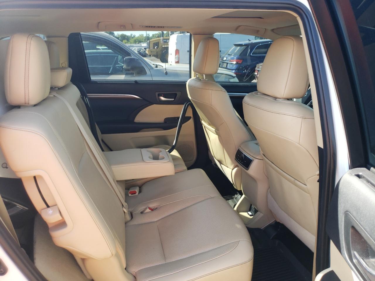 2019 Toyota Highlander Limited VIN: 5TDDZRFHXKS933817 Lot: 81041395