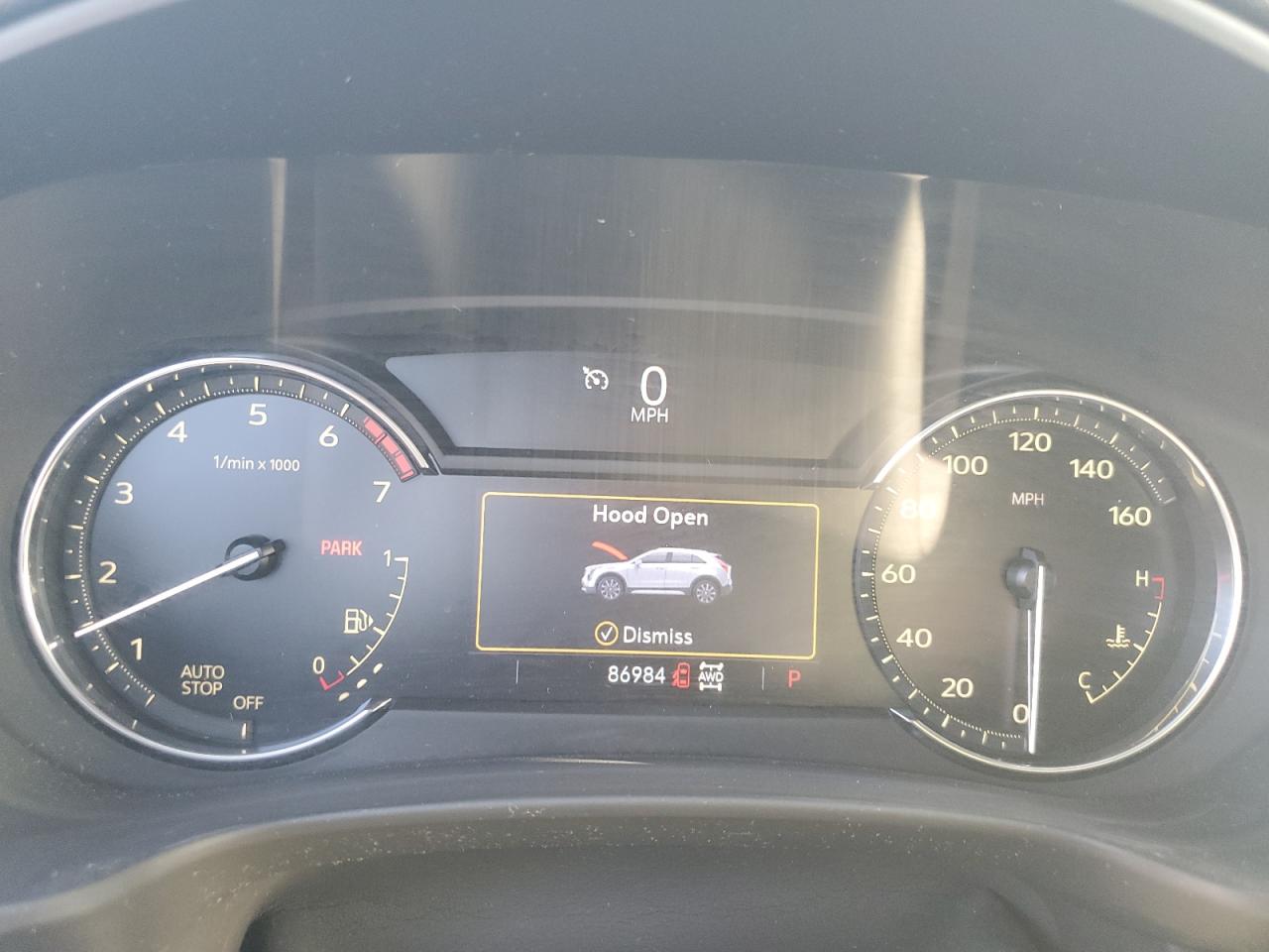 2022 Cadillac Xt4 Premium Luxury VIN: 1GYFZDR42NF135962 Lot: 83828735