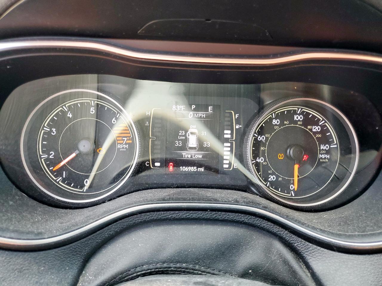 2019 Jeep Cherokee Latitude VIN: 1C4PJLCB5KD297448 Lot: 84200515