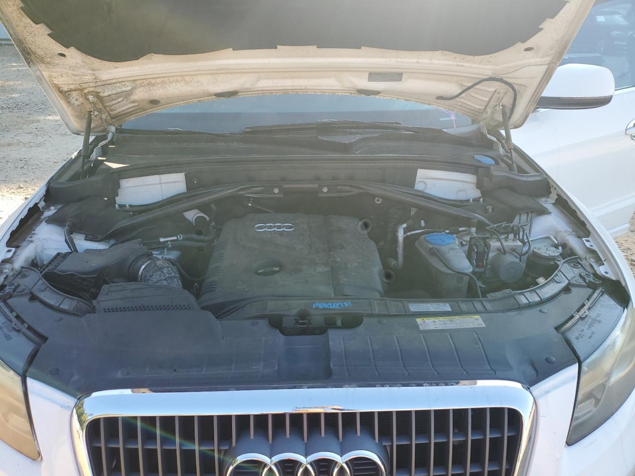 2011 Audi Q5 Premium Plus VIN: WA1LFAFP1BA099103 Lot: 80723335