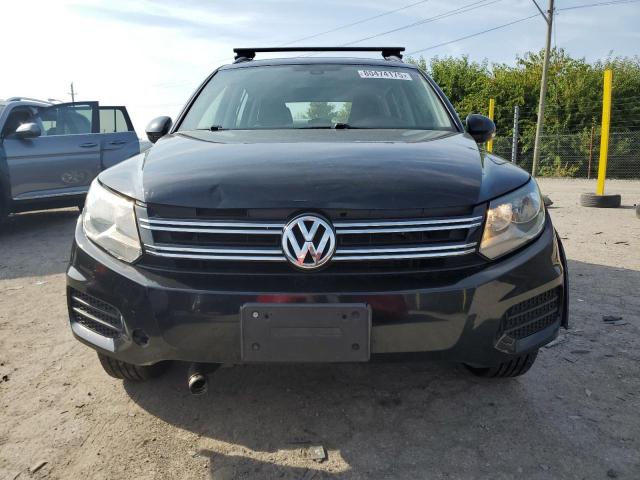  VOLKSWAGEN TIGUAN 2016 Черный