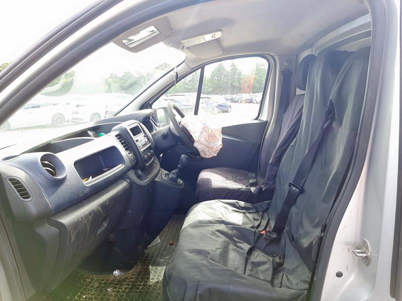2015 VAUXHALL VIVARO 2900 CDTI 