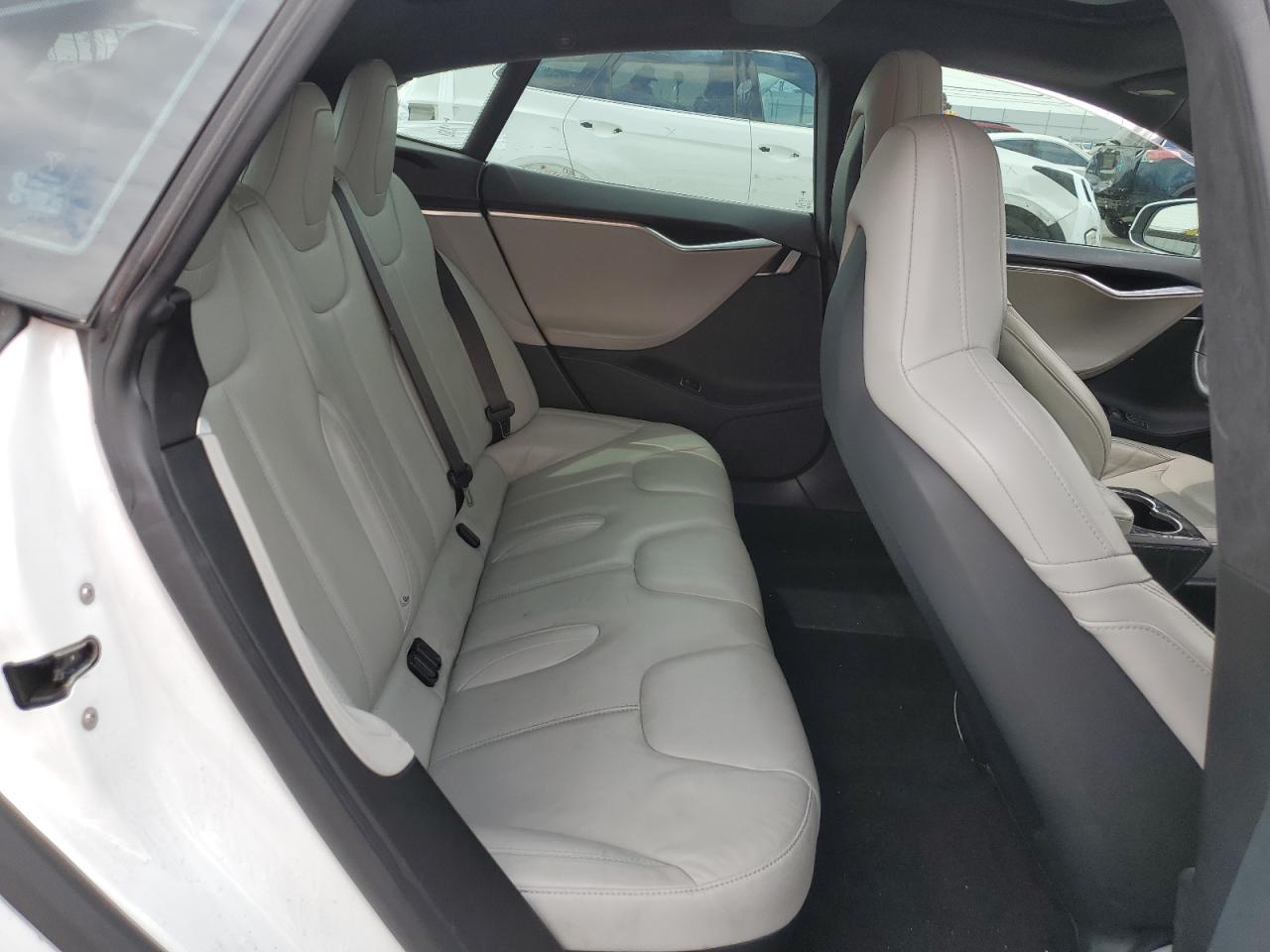 2016 Tesla Model S VIN: 5YJSA1E22GF129262 Lot: 81450835