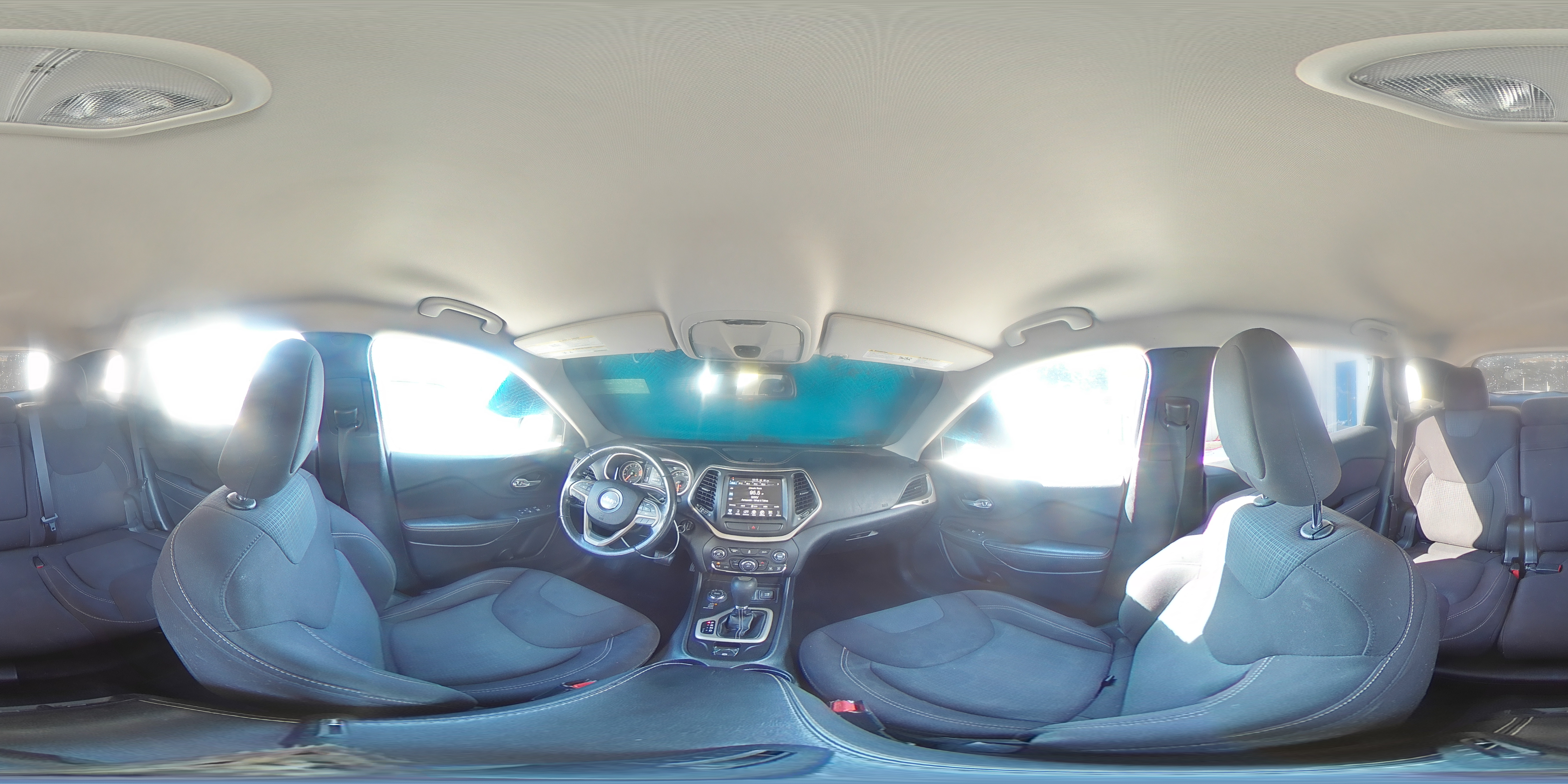 2016 Jeep Cherokee Latitude VIN: 1C4PJMCB4GW255483 Lot: 71304045