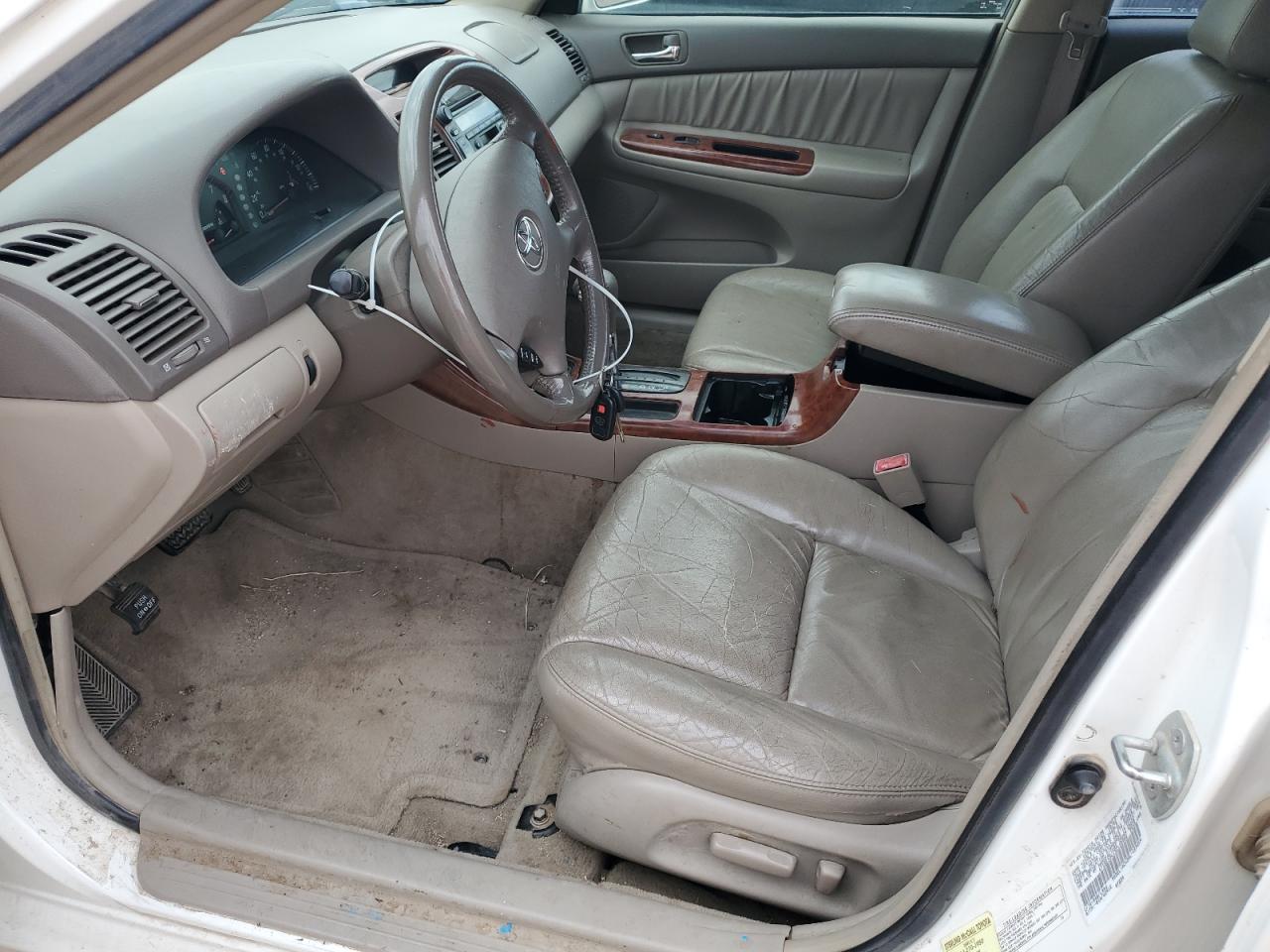 2003 Toyota Camry Le VIN: 4T1BE32K13U128900 Lot: 81103545