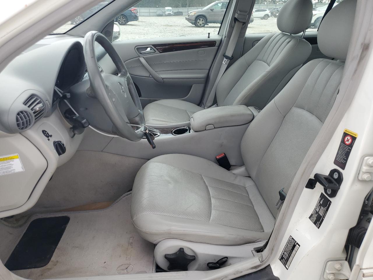 2005 Mercedes-Benz C 240 VIN: WDBRF61J35F580329 Lot: 82054485