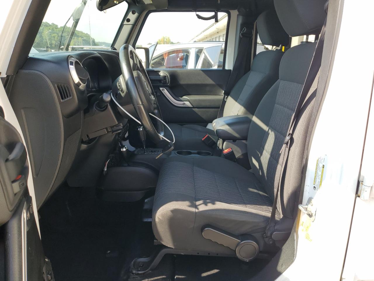 2011 Jeep Wrangler Unlimited Sahara VIN: 1J4BA5H18BL623829 Lot: 81040005