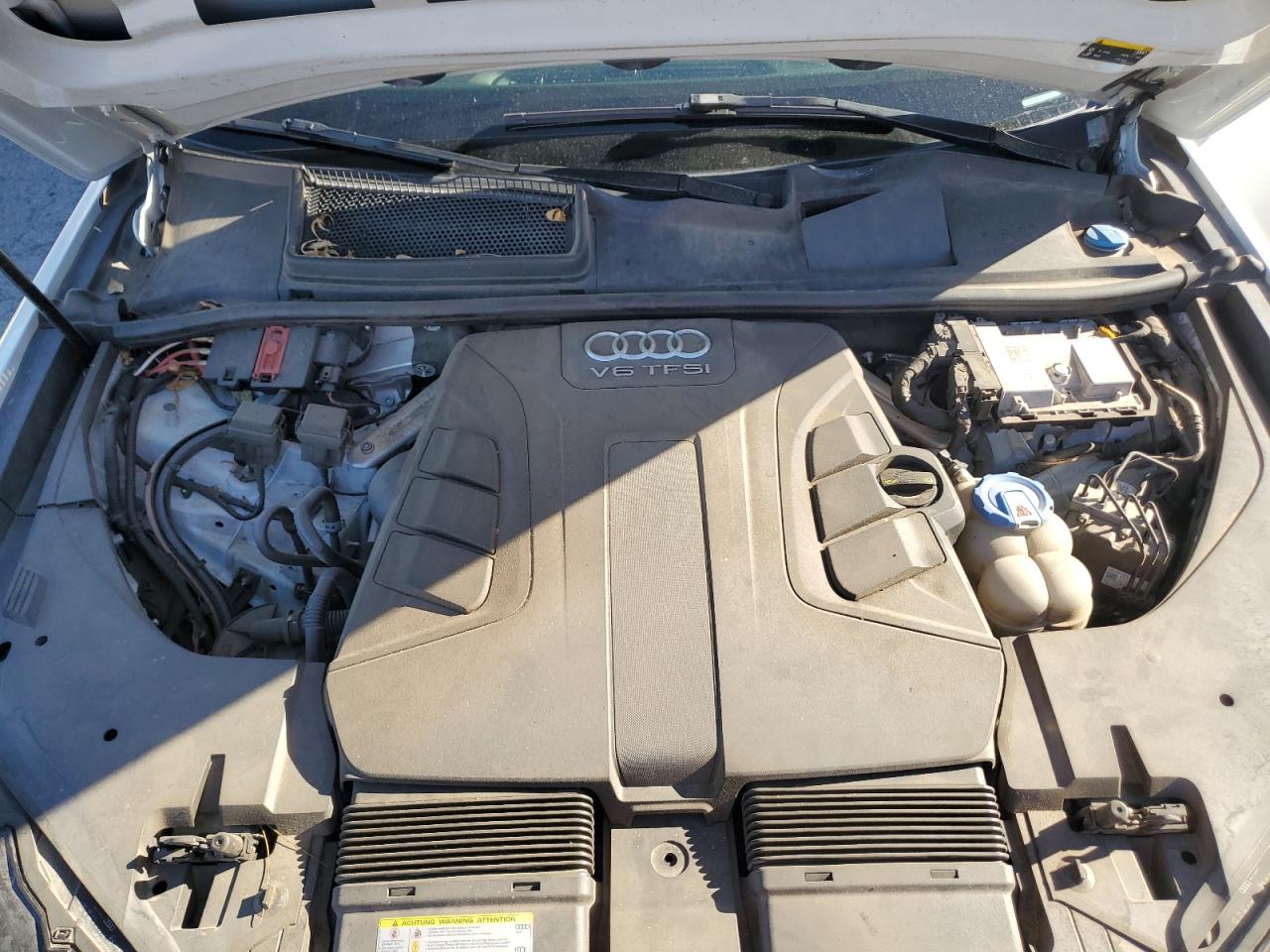 2017 Audi Q7 Premium Plus VIN: WA1LAAF73HD001159 Lot: 71052825